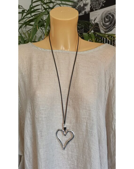 Elise Heart Pendant Necklace