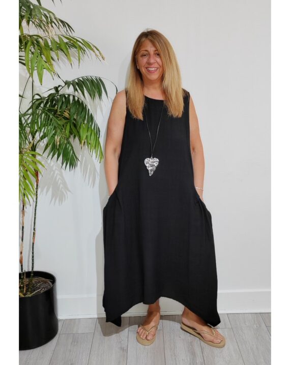 Isla Dipped Side Pocket Dress - Black